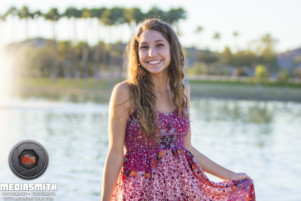 Starpointe_Residents_Club_Goodyear_AZ_Senior_Portraits_Graduation_Smiling_Girl