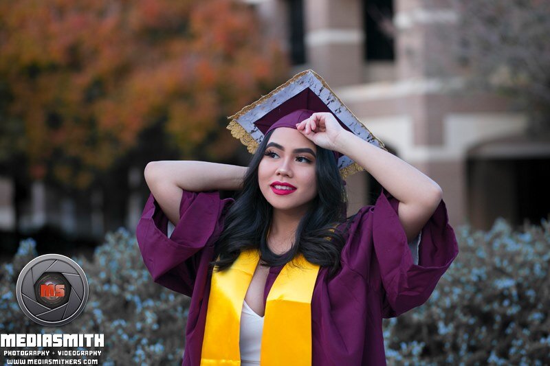 Graduation-Photography-ASU-Suzanne-Glendale-Arizona (45).jpg