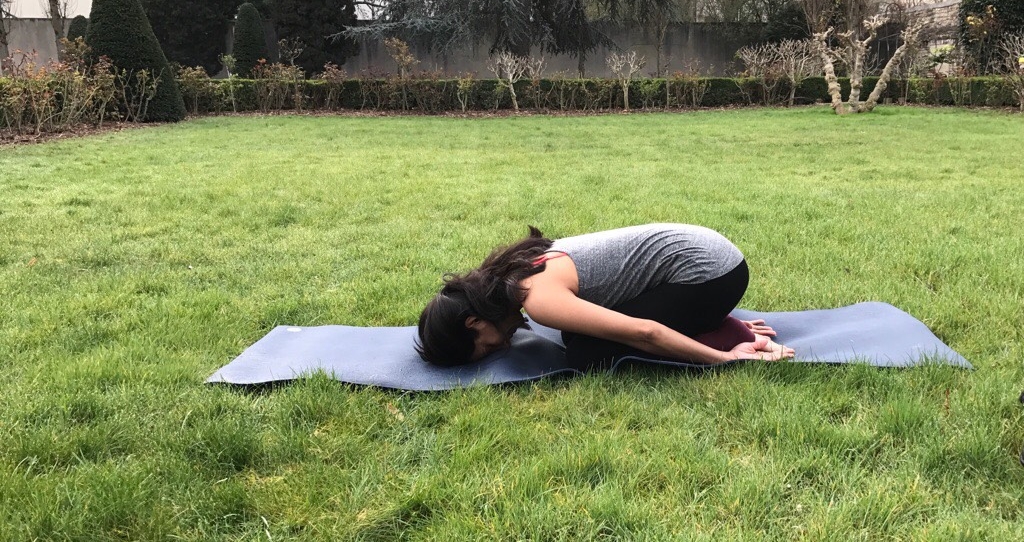 yoga-enfant-dos.jpg
