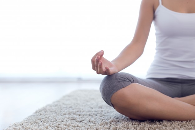 woman-hands-yoga-meditations-behappy