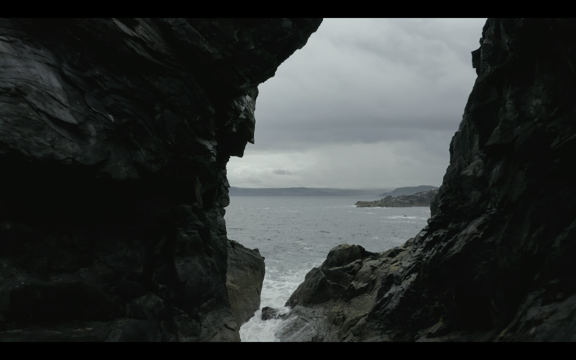 Then through the arch:)