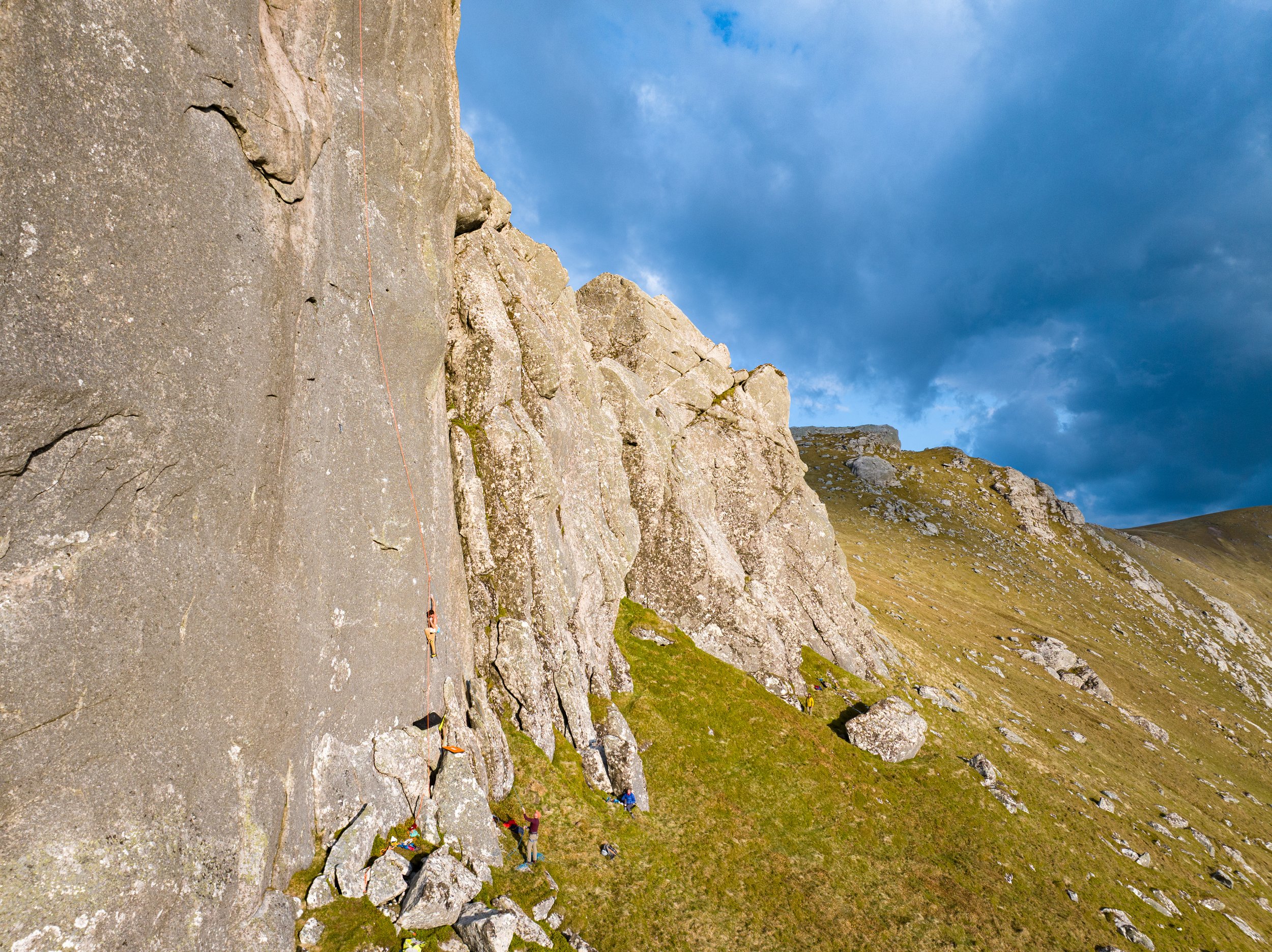 Ben Loyal-21.jpg