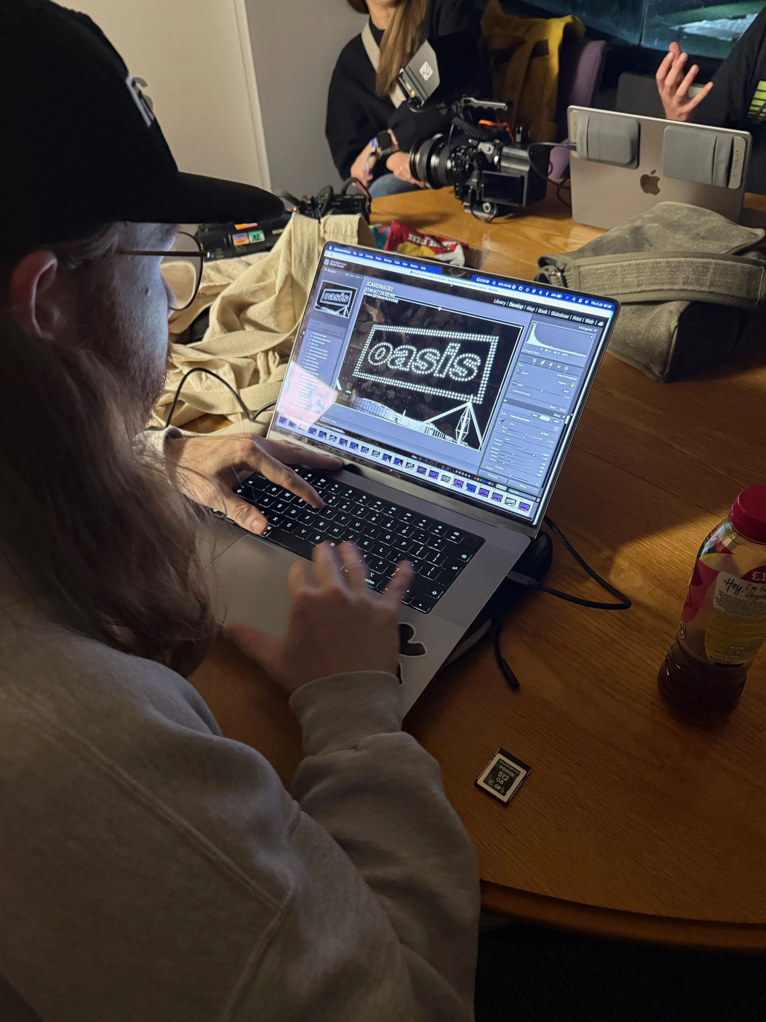 Cardiff Oasis - 12.jpeg