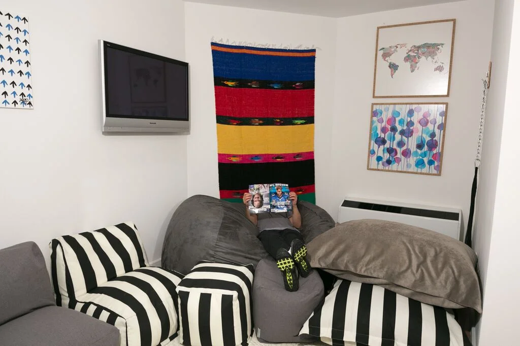 Grungy Digs | Step Inside Jace Lipstein's Pad