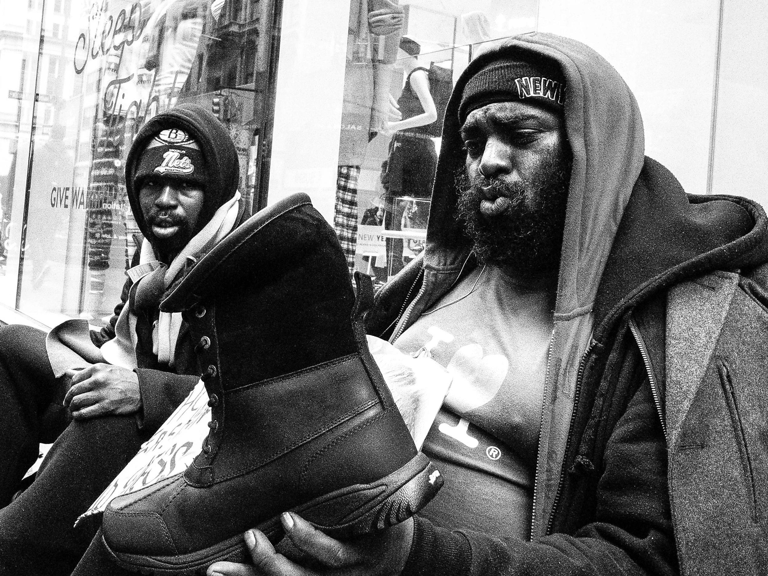 Grungy Gives | Christmas Eve in NYC