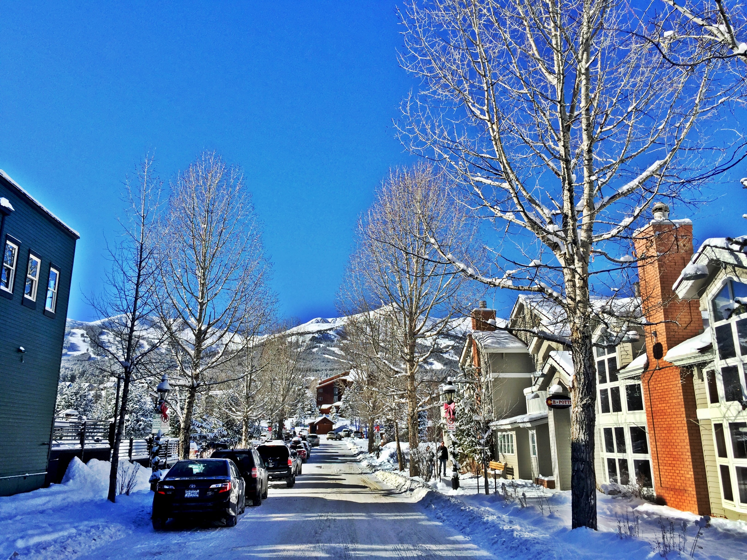 Grungy Slopes, Breckenridge Colorado, The Wedgewood Lodge 5.jpg