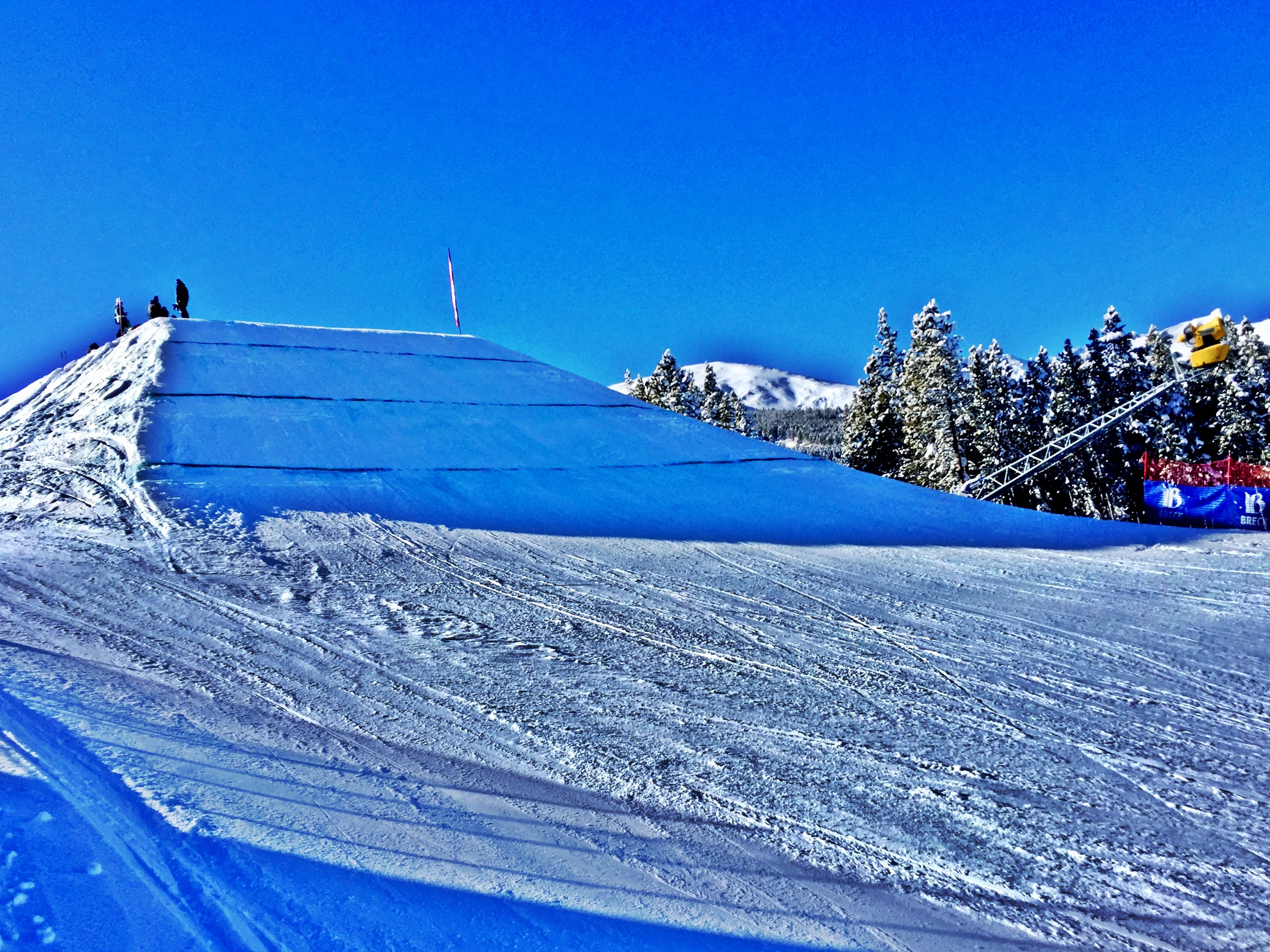 Grungy Slopes, Breckenridge Colorado, The Wedgewood Lodge 7.jpg