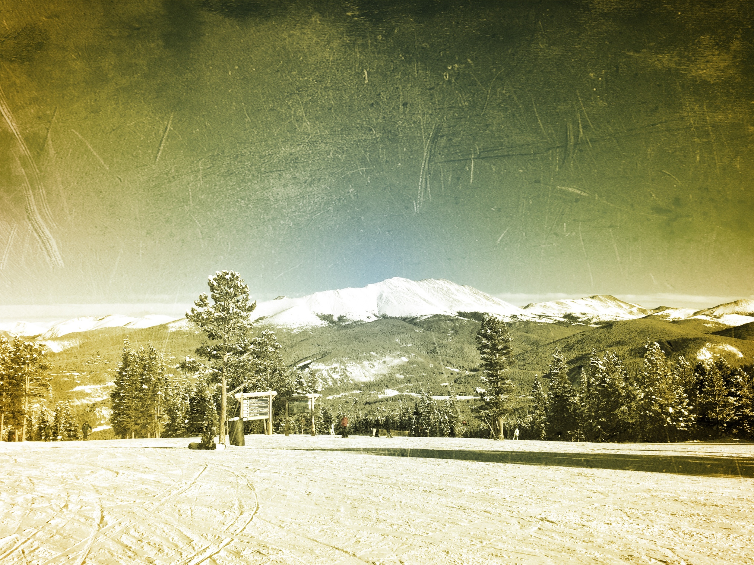 Grungy Slopes, Breckenridge Colorado, The Wedgewood Lodge 18.jpg