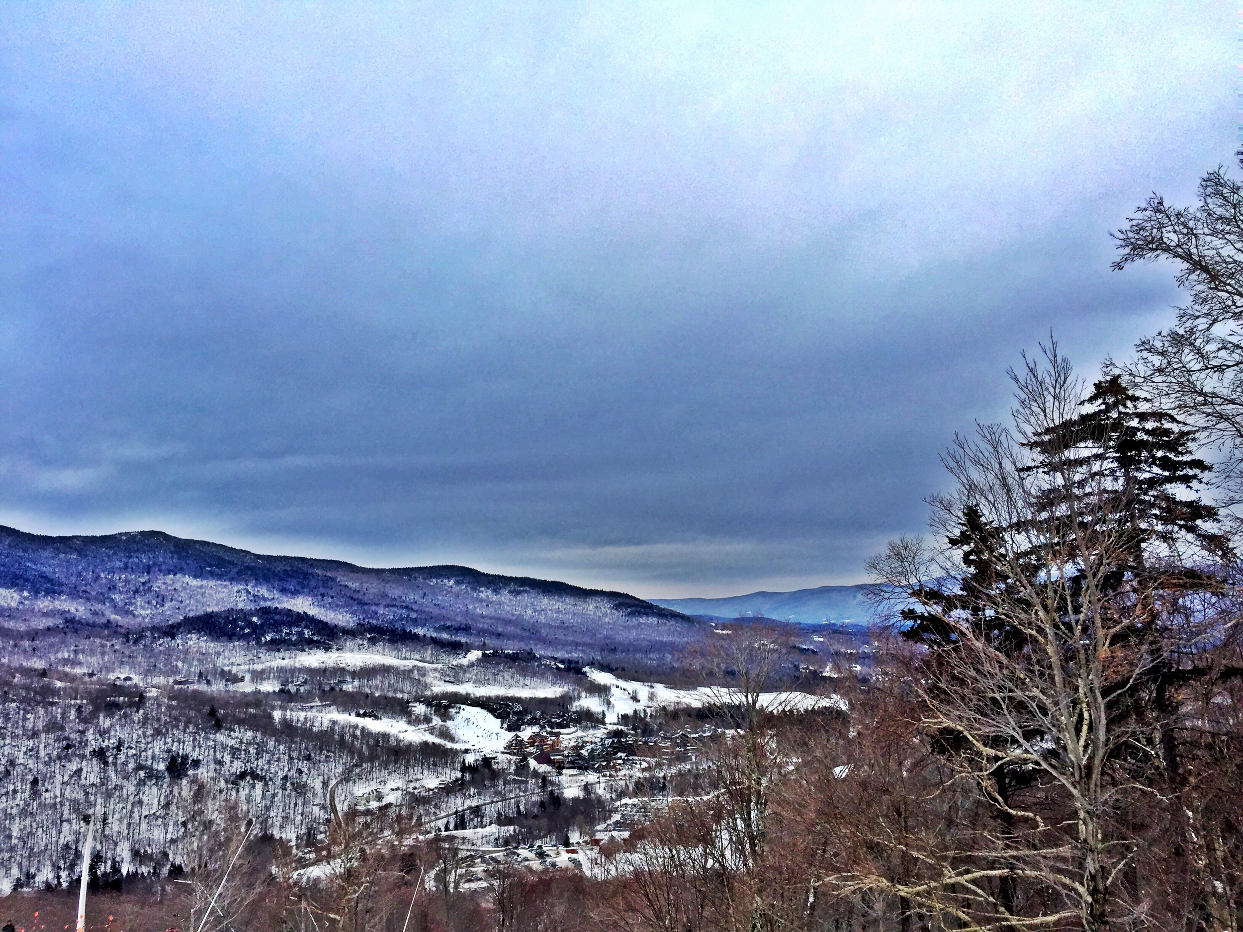 Grungy Slopes, Stowe Vermont, Stowe Mountain Lodge 19.jpg