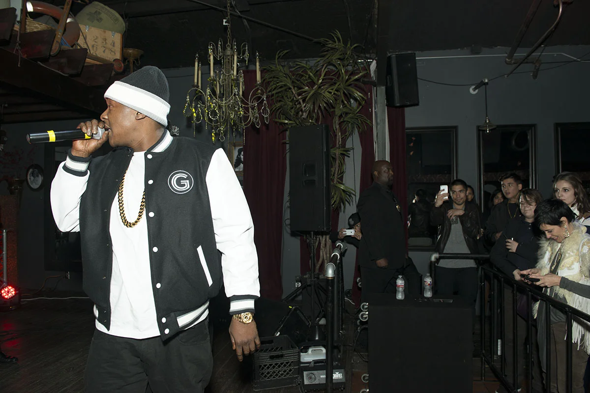 jadakiss grungy gentleman mitchell ness.jpg