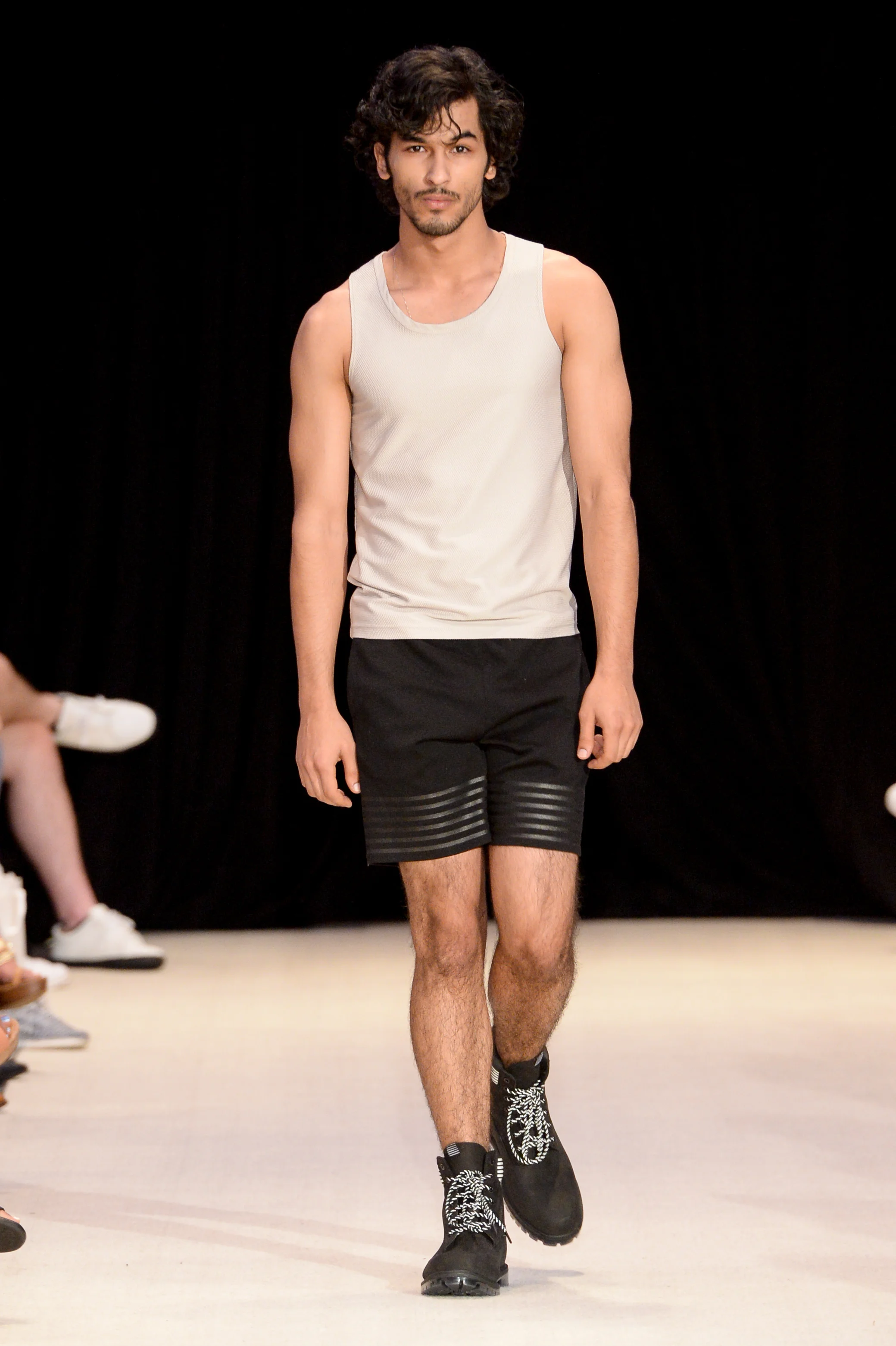 Look 69.jpg