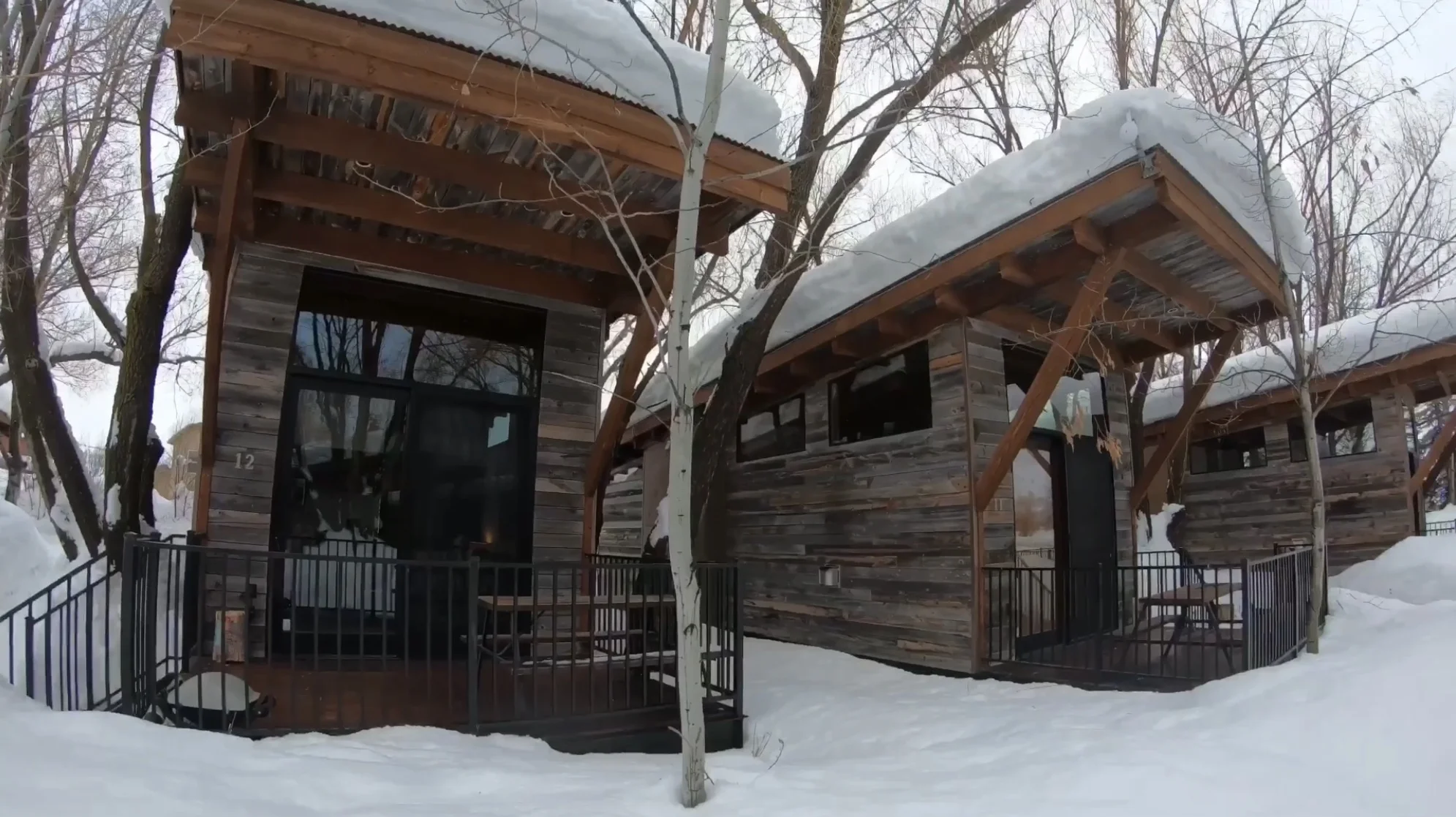 Grungy Slopes Glamping Hub 7.jpg