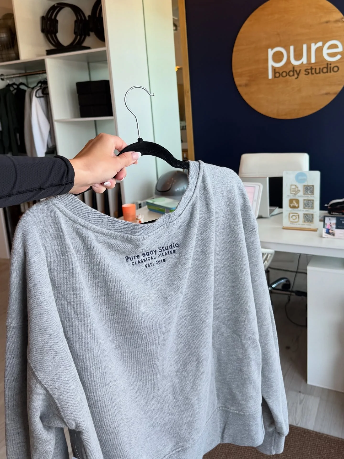 Nothing says Pure Body like a chic sweatshirt moment after class. Lightweight, off-the-shoulder, and available in several colors&mdash;your new go-to studio staple just landed!✨