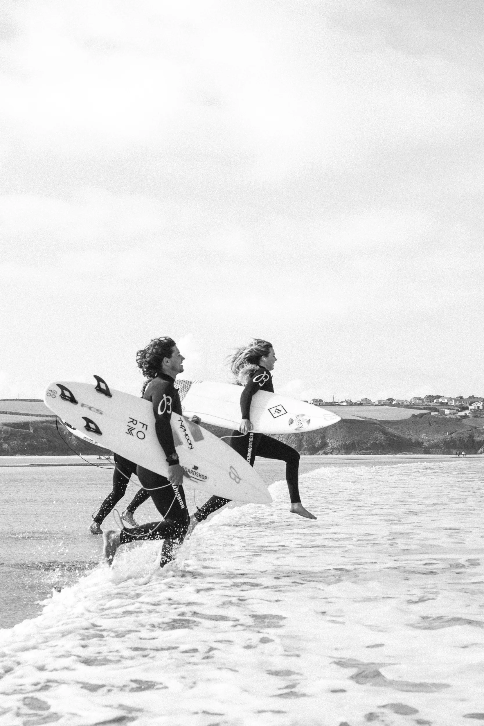 BREITLING-SURF-Finn-Beales-202.jpg