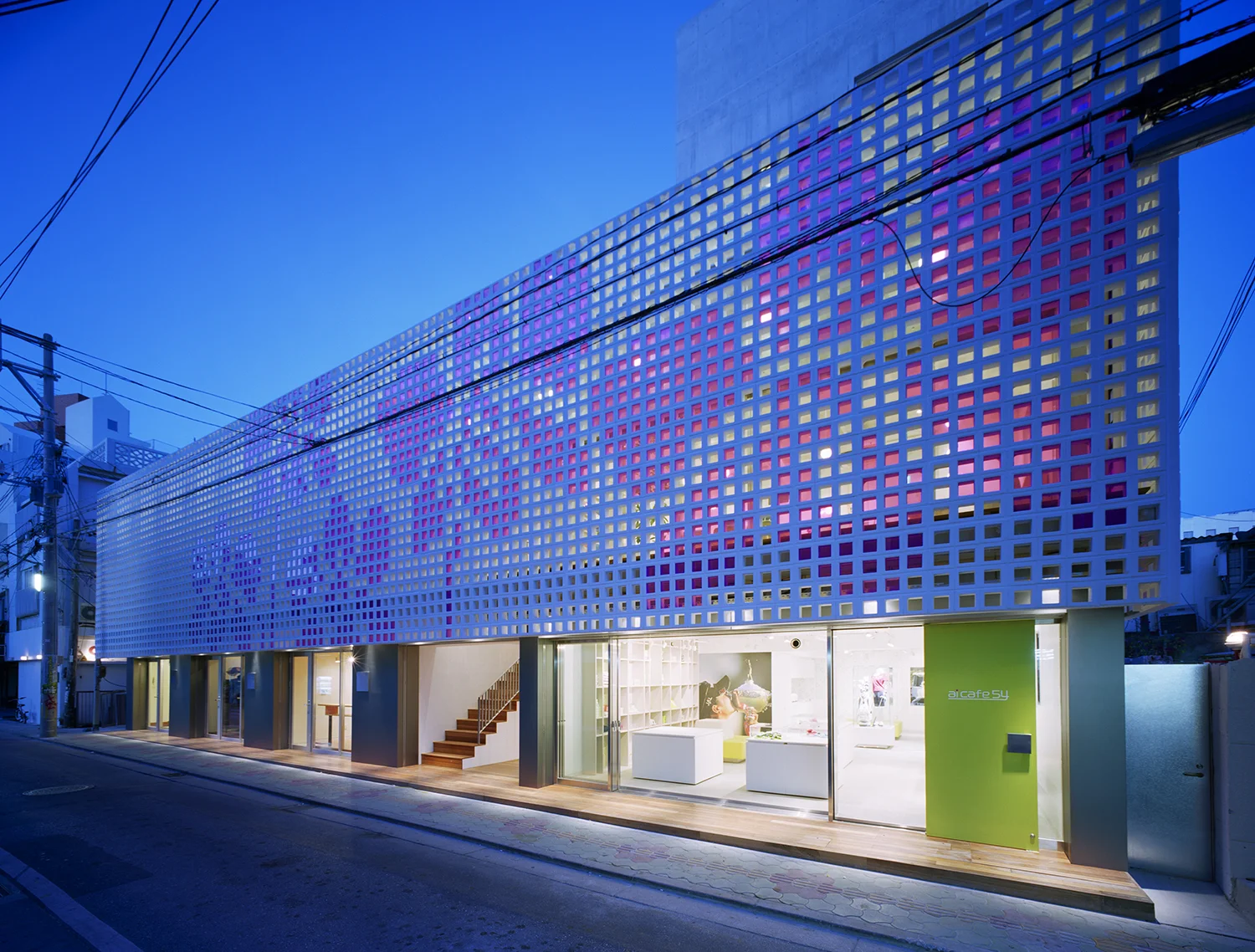   Ai Cafe , a four unit commercial building, is located just off Kokusai Dori, the main tourist street in Naha, the capital of Okinawa.&nbsp;    