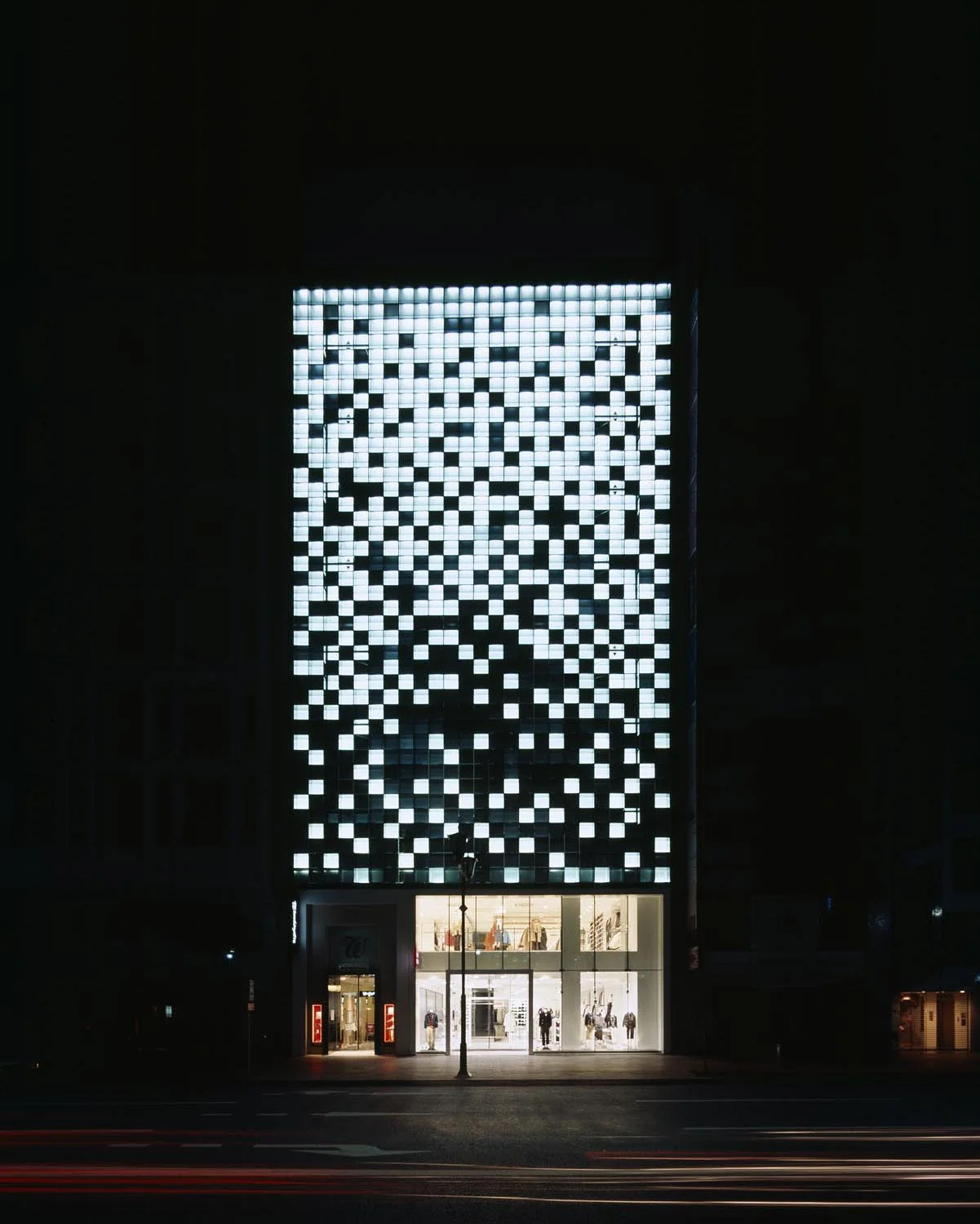   Location  - Ginza, Tokyo   Principal Use  - Retail   Completion Date  - 2005 