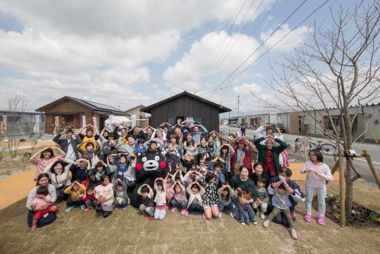A Kumamoto Castle pose with Kumamoto mascot Kumamon!