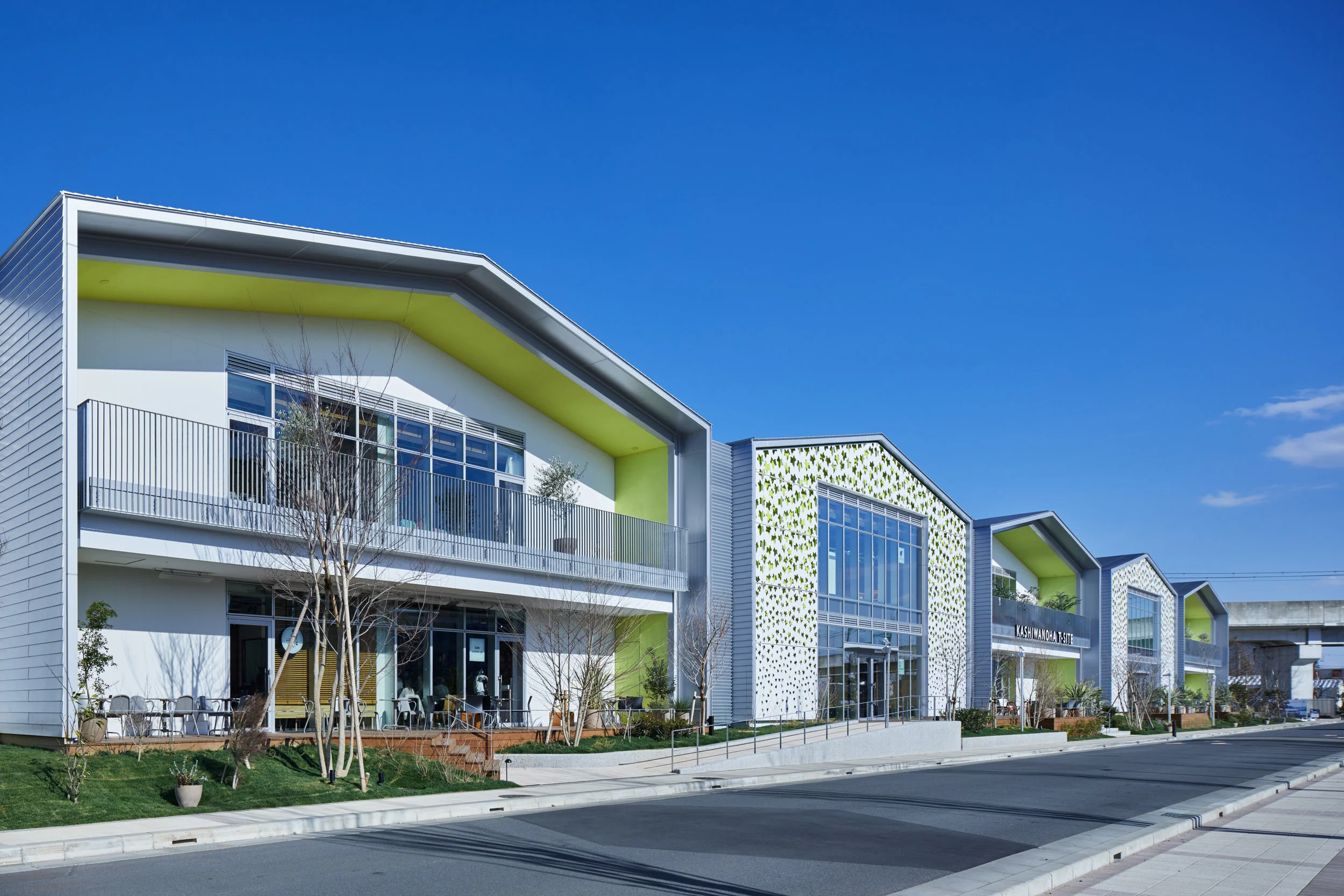 Location - Wakashiba, Kashiwa-shi, Chiba Principal Use - Retail, Restaurant, Services Total Floor Area - 5,413 sqm