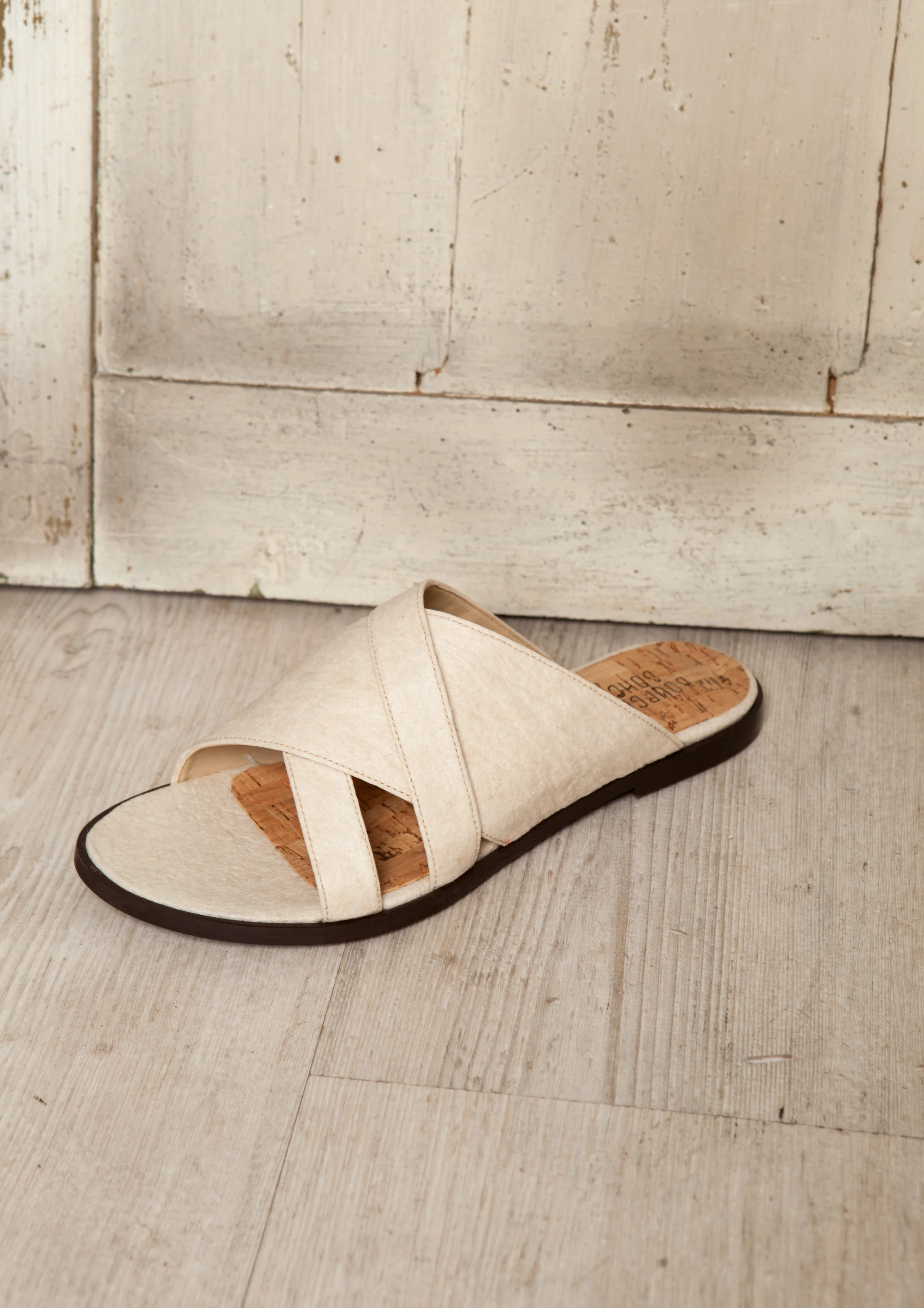 Bourgeois Boheme SS17: Victoria Natural Pinatex.