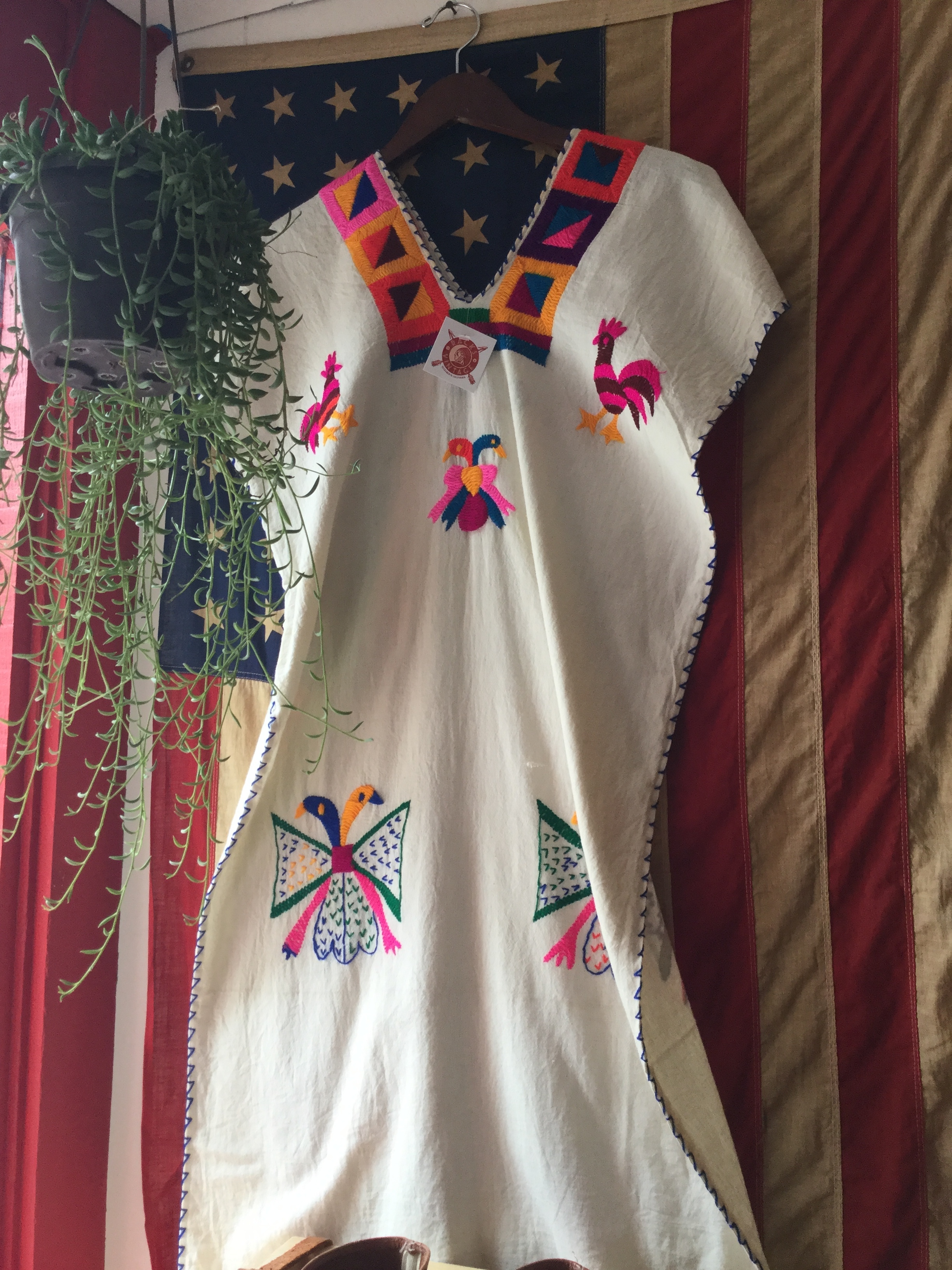  Oaxacan dress and Americana spirit.    