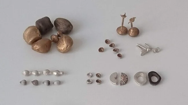 Collected treasures casted in silver and bronze / Exploratory research from 2019
