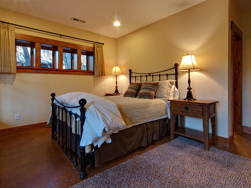 downstairs bed.jpg