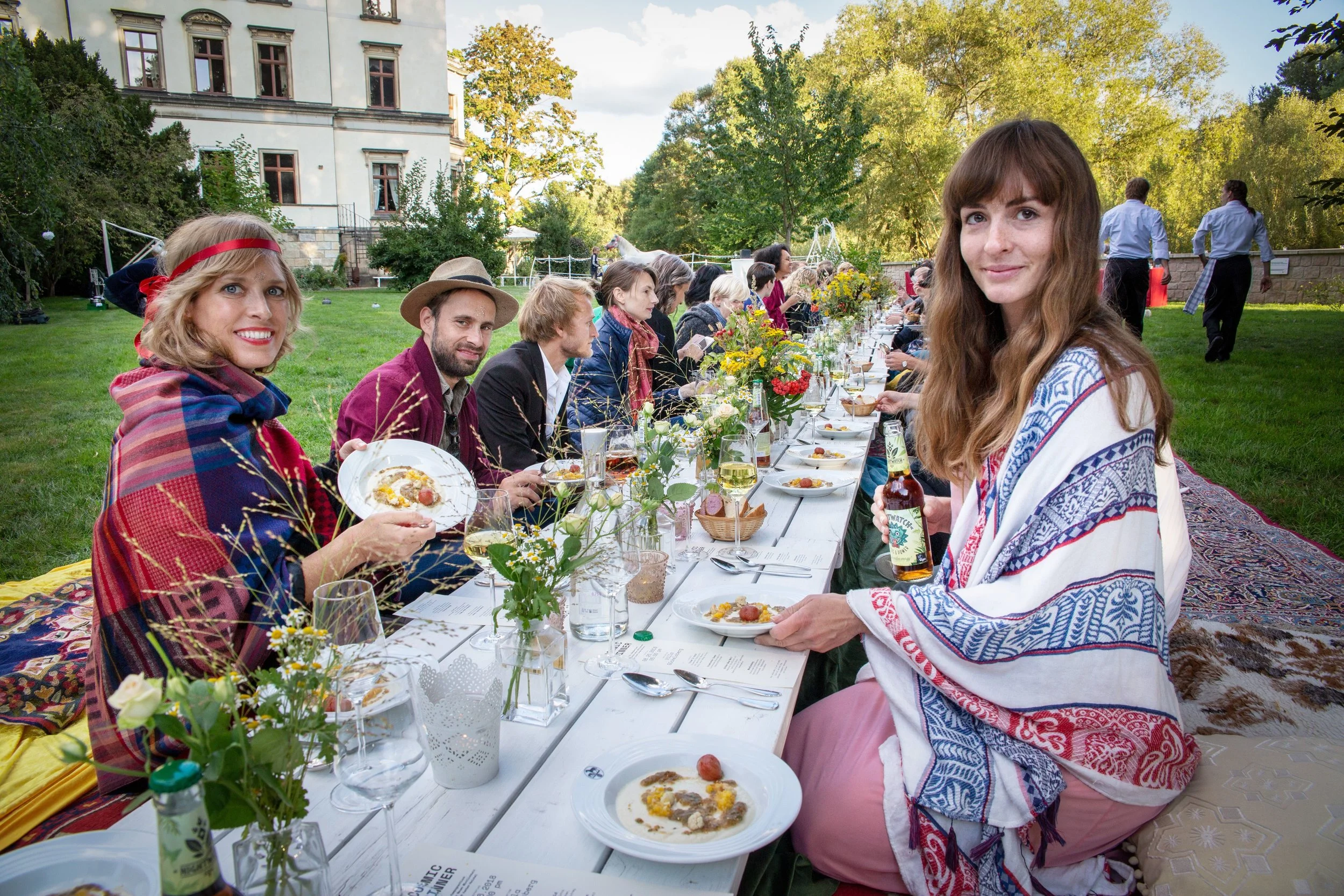 COSMIC FULL MOON DINNER - Die Mondlandung (Originalaufnahme)
