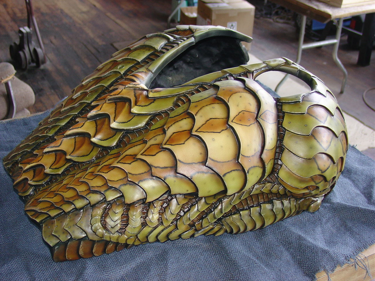 Dragon motorcycle, gas tank