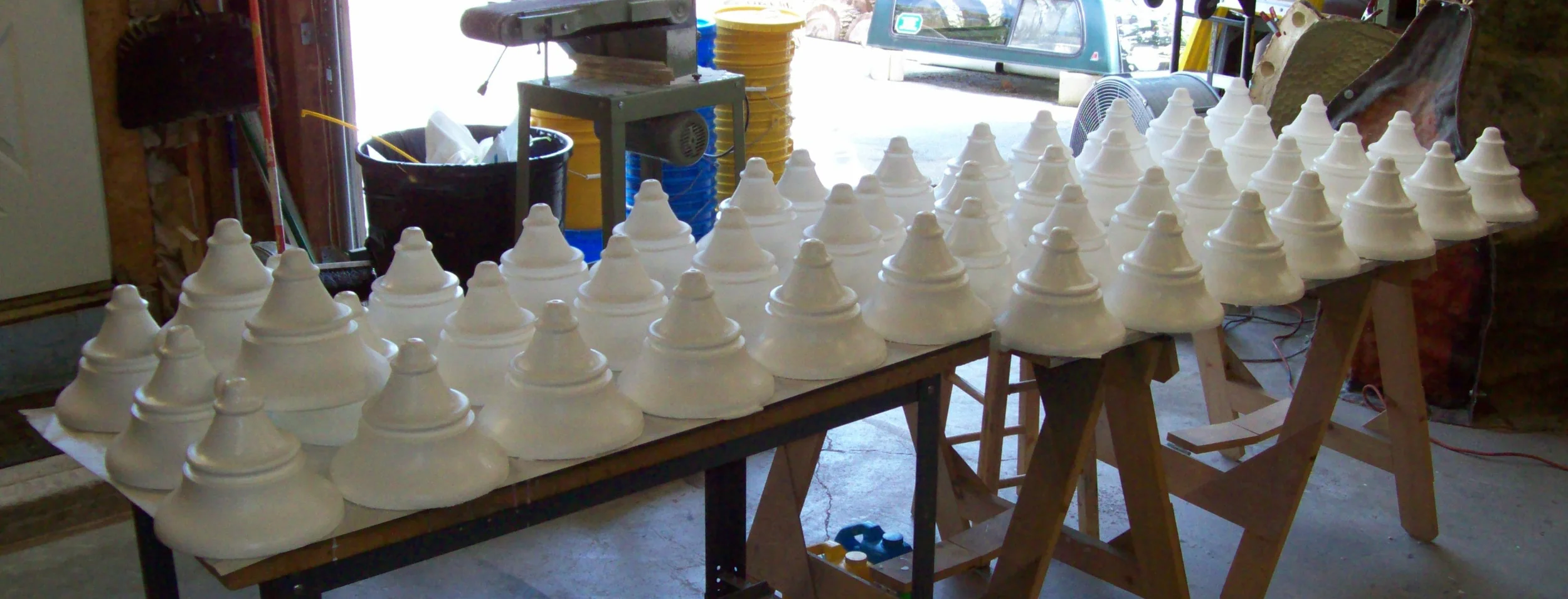 Retail store fixture bases