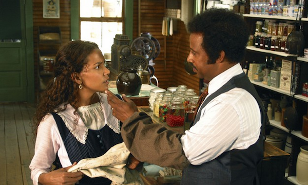 Janie & Joe Starks - Image courtesy of https://www.emaze.com/@ALLQFLTF/English-2-Pre-AP-TEWWG 
