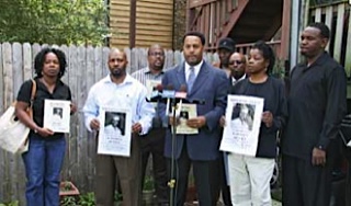 LN Press Conference asking for public help in finding missing teen