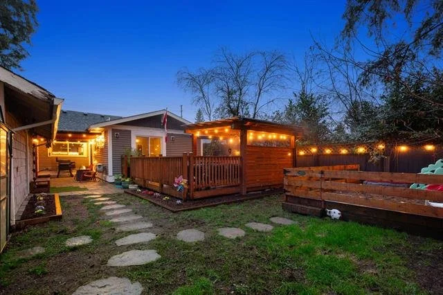 20976 Dewdney Trunk - 4.jpeg