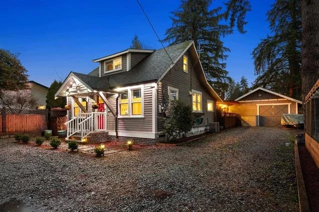 20976 Dewdney Trunk - 2.jpeg