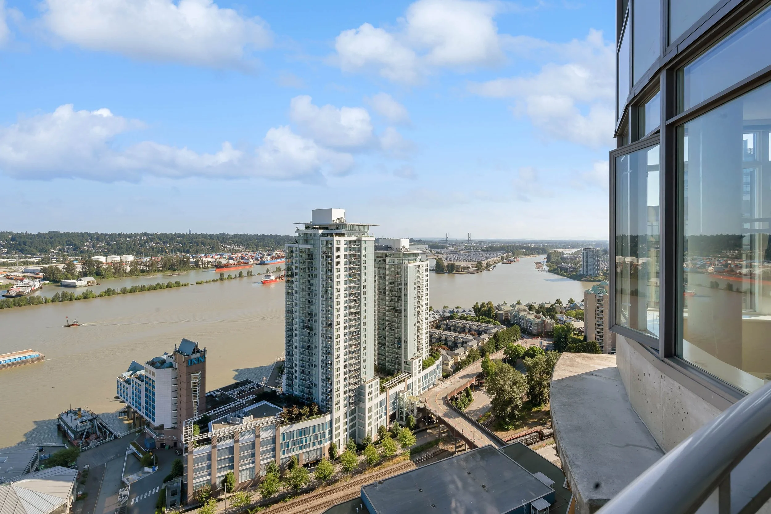 26-3601 888 Carnarvon Street New Westminster.jpg
