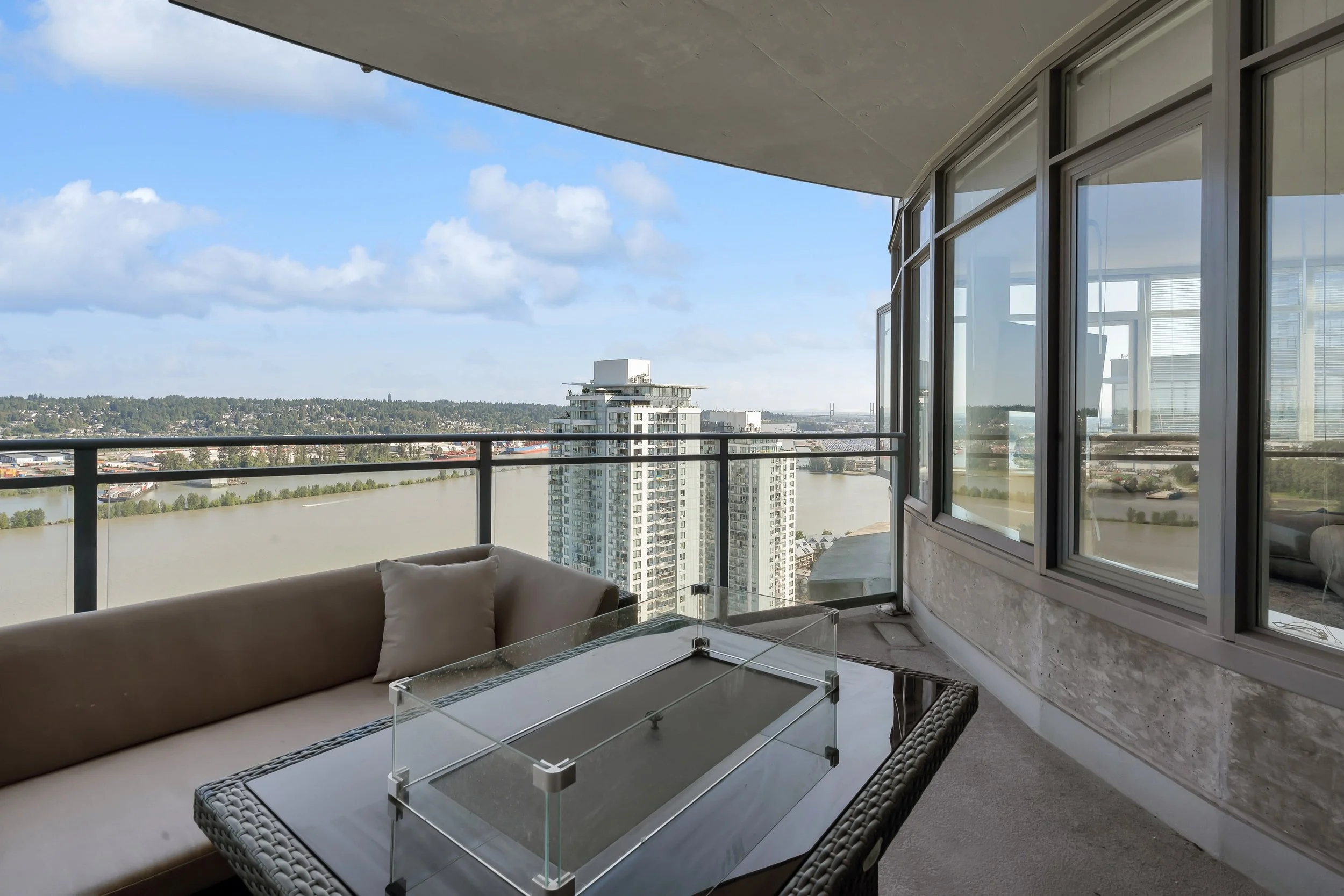 24-3601 888 Carnarvon Street New Westminster.jpg