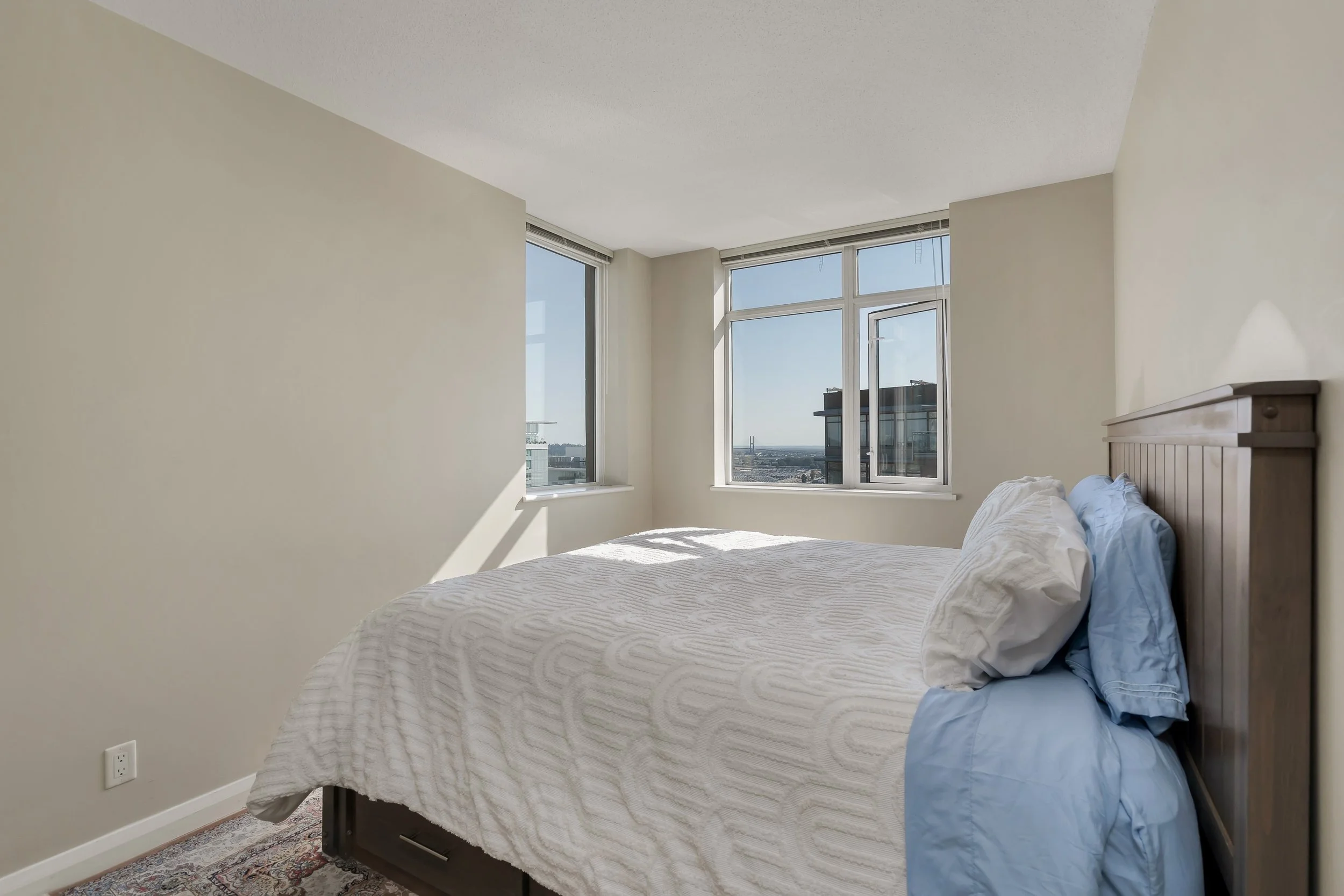 16-3601 888 Carnarvon Street New Westminster.jpg