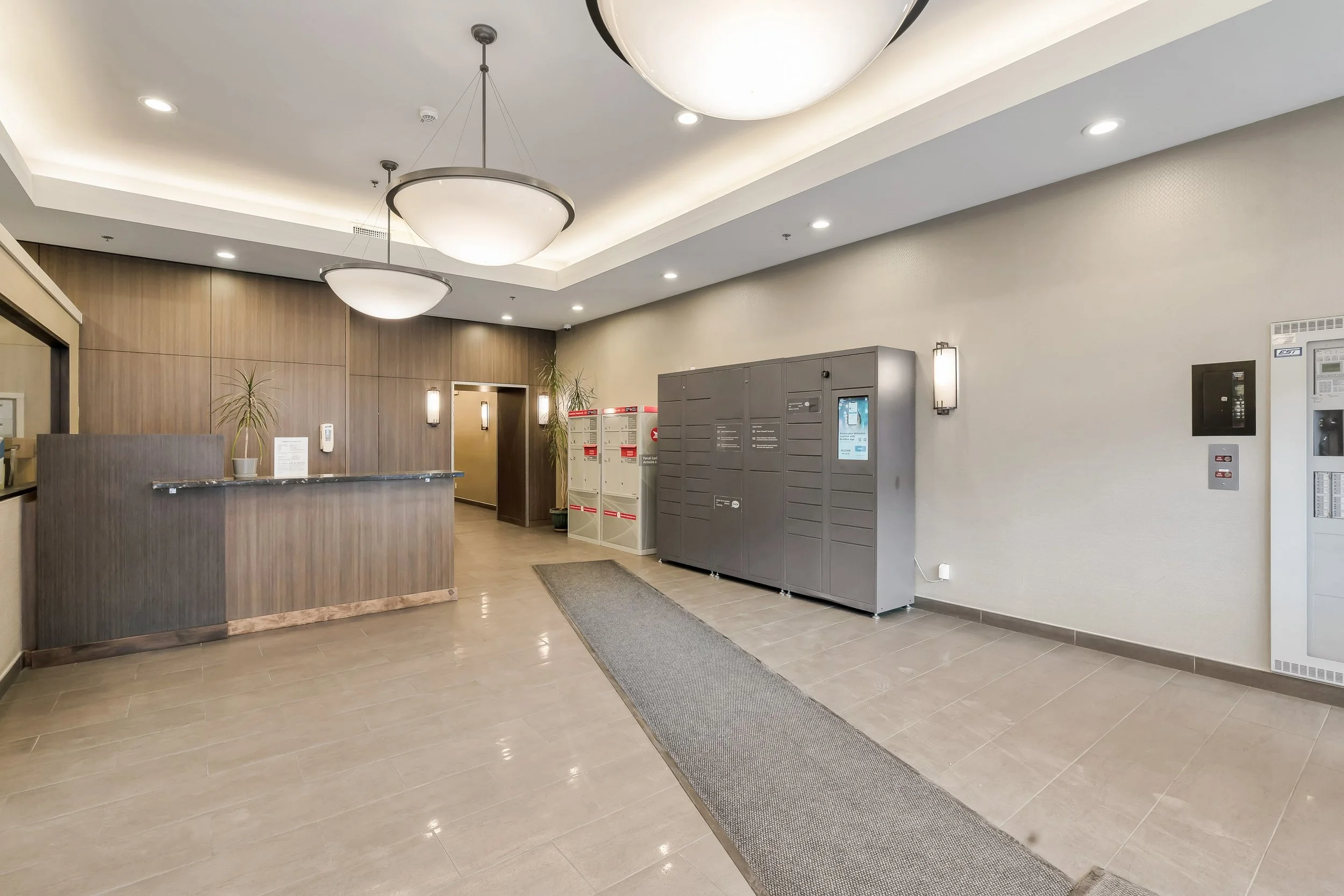 03-3601 888 Carnarvon Street New Westminster.jpg