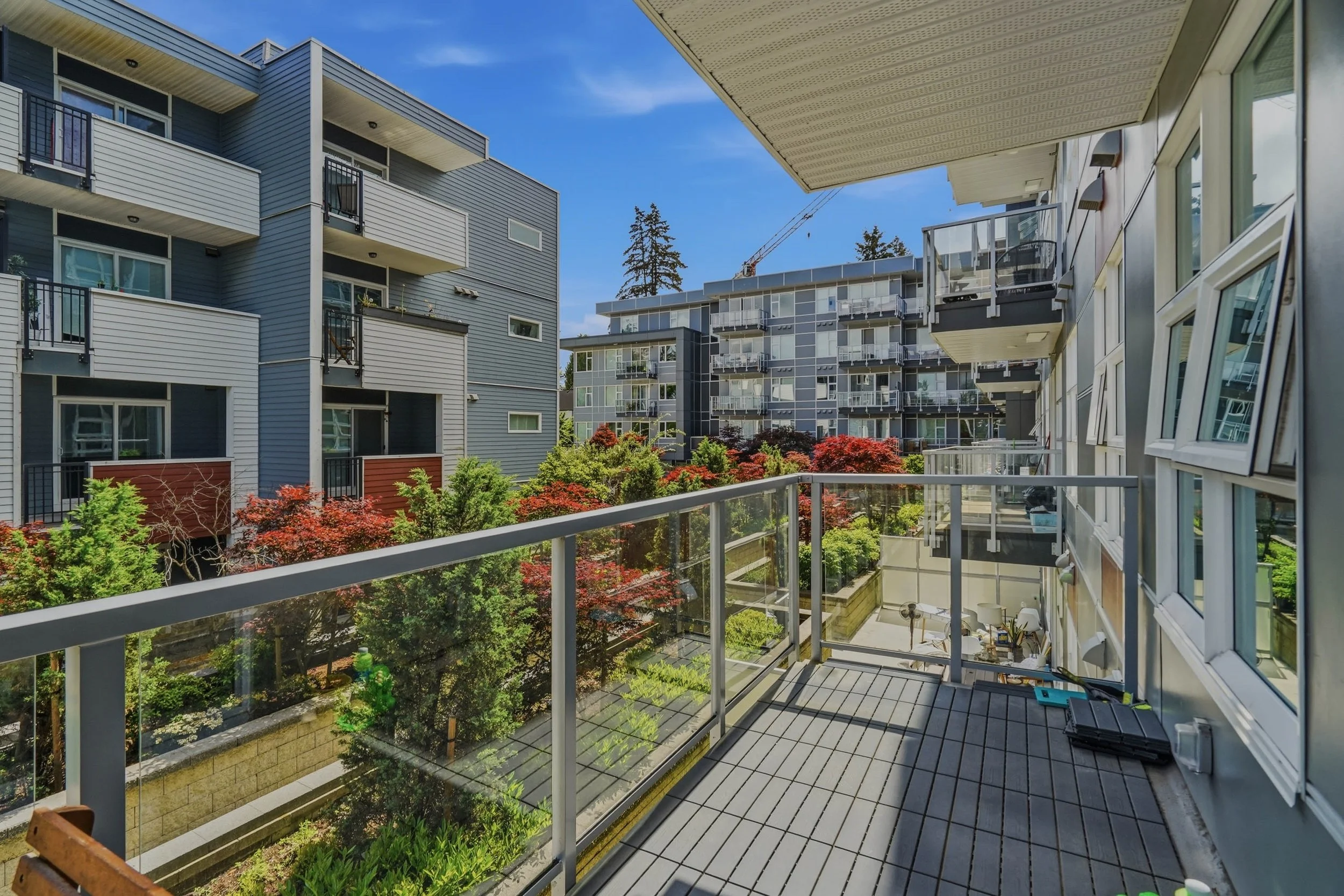 27-211 10838 Whalley Blvd.jpg