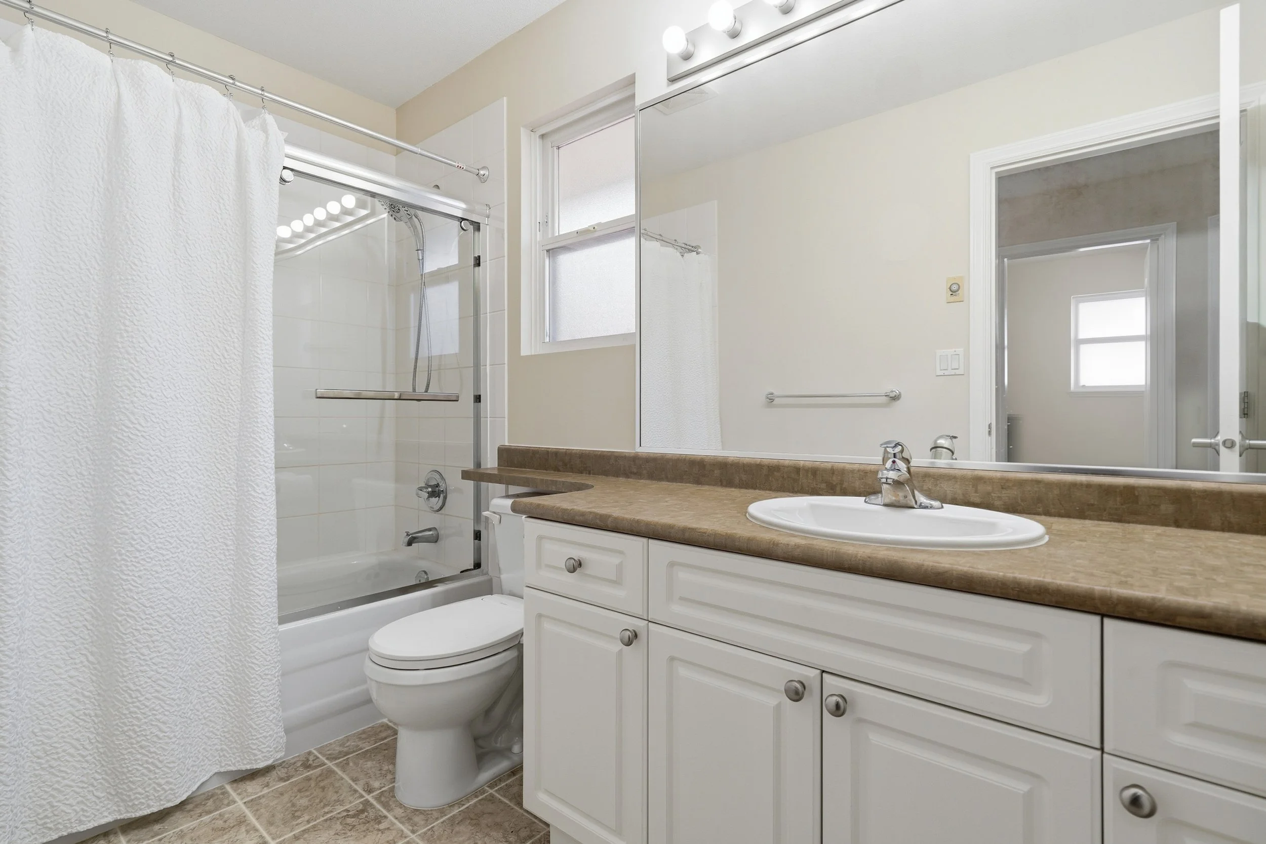 22-8 2281 Argue Street.jpg