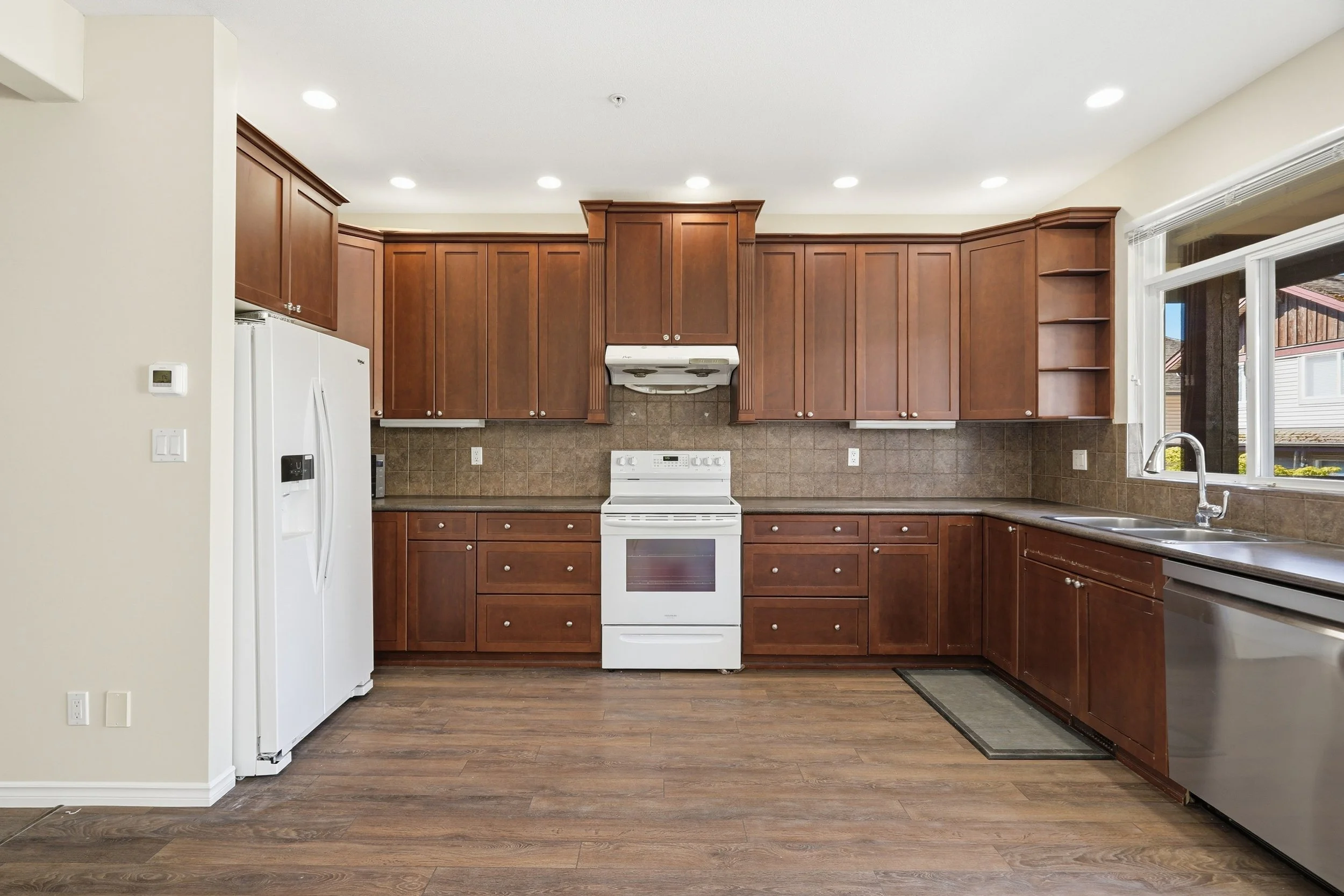 13-8 2281 Argue Street.jpg