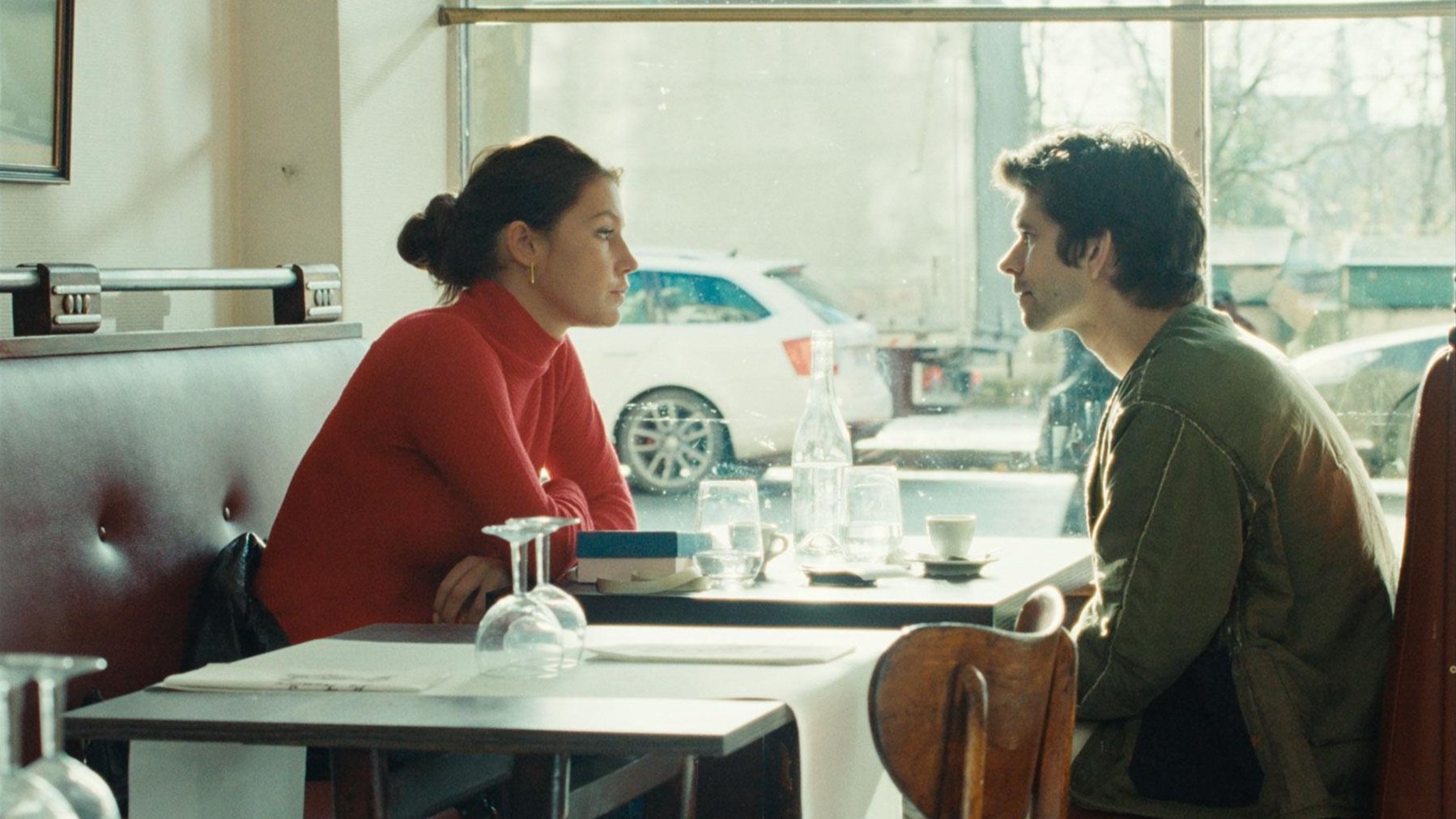 Adèle Exarchopoulos and Ben Whishaw in Passages (2023)