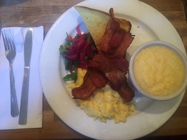Brunch at Peaches in Brooklyn