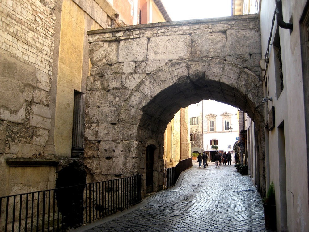 Arch of Drusus, Spoleto