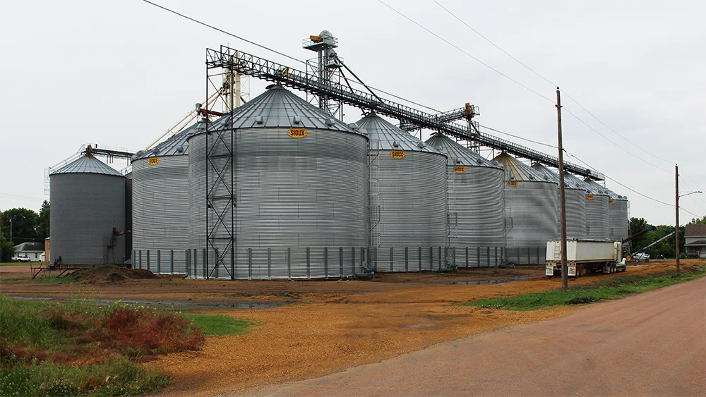 Private Individuals who own apartment complexes, businesses and other independently managed organizations such as The Lloyd Companies, Costello Company, Hefty Seed Company, Sioux Steel Company