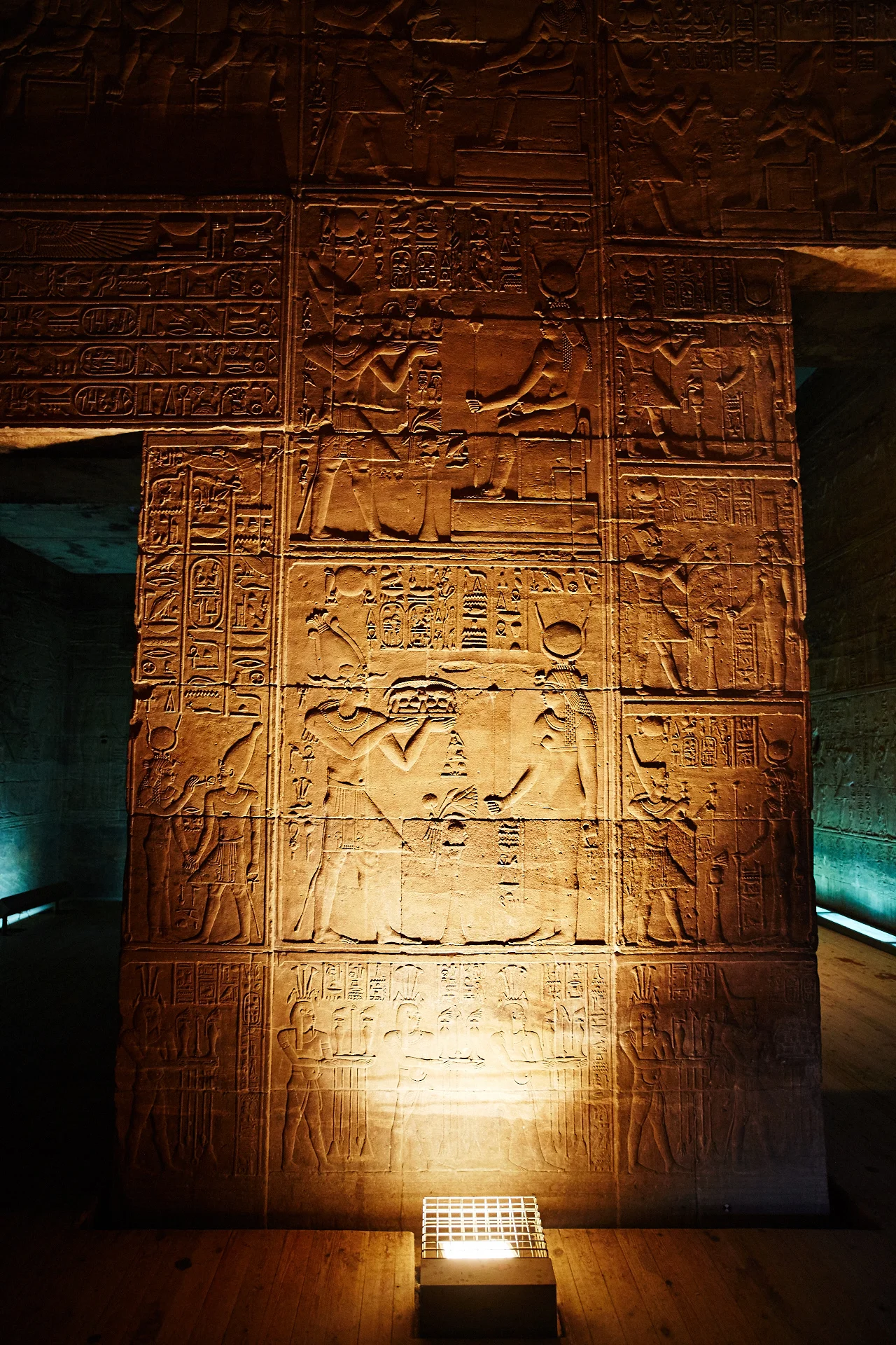 Aswan_Luxor_02-12-14_5D9A7328.jpg