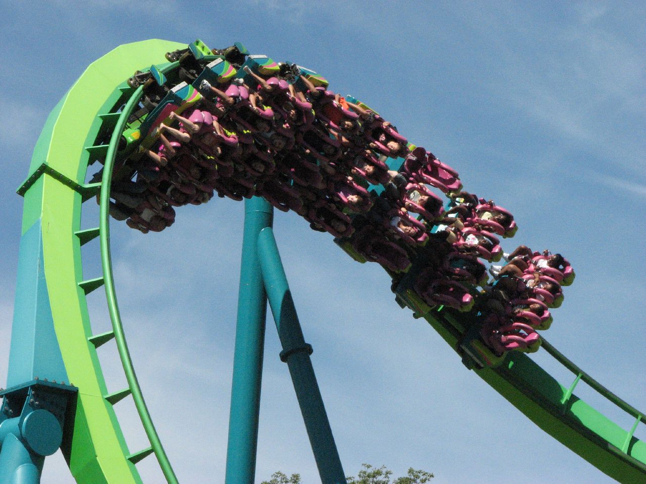 If you want a memorable date, go see a scary movie or ride a rollercoaster. hounddiggity/Flickr (CC BY-NC 2.0)