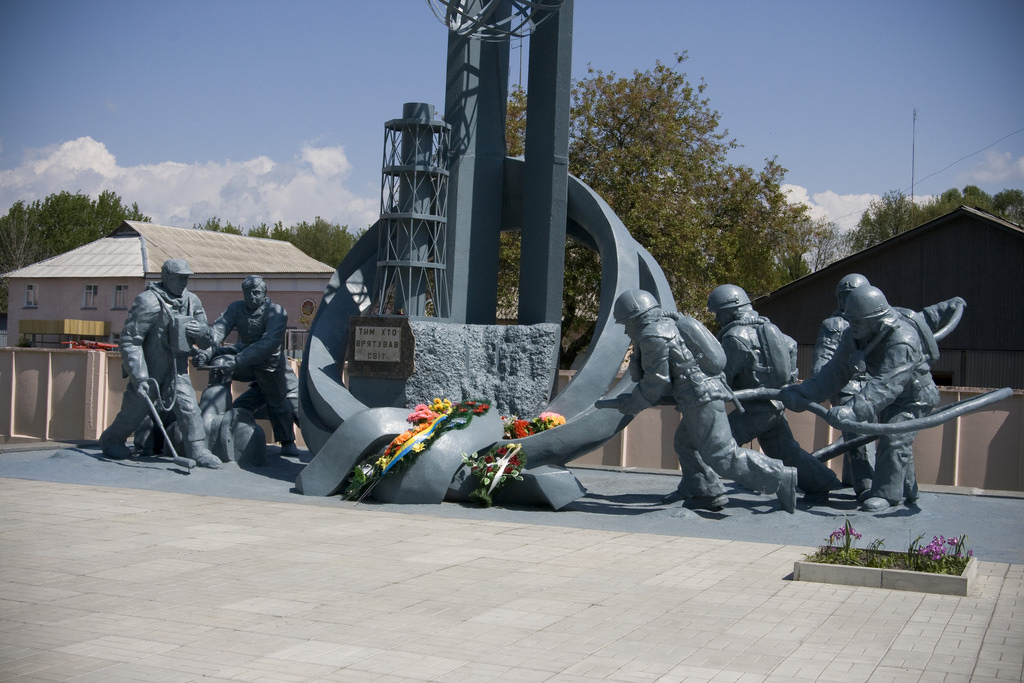 There are many memorials in the area to those who lost their lives containing the fire and radiation. Henrik Ismarker/Flickr (CC BY-NC-ND 2.0) 