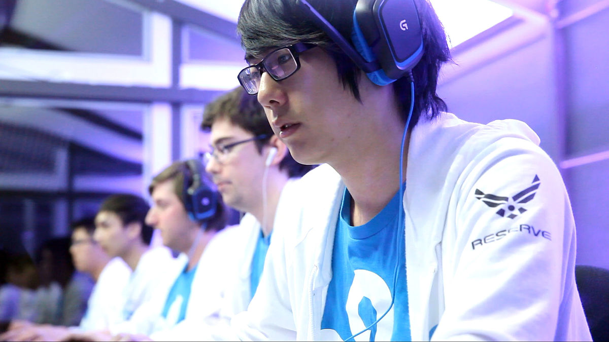 Kurtis Ling, here with the team Cloud 9, went on to join the Evil Geniuses and came first at The International 2015. Dota 2 The International/Wikimedia Commons (CC BY 2.0)