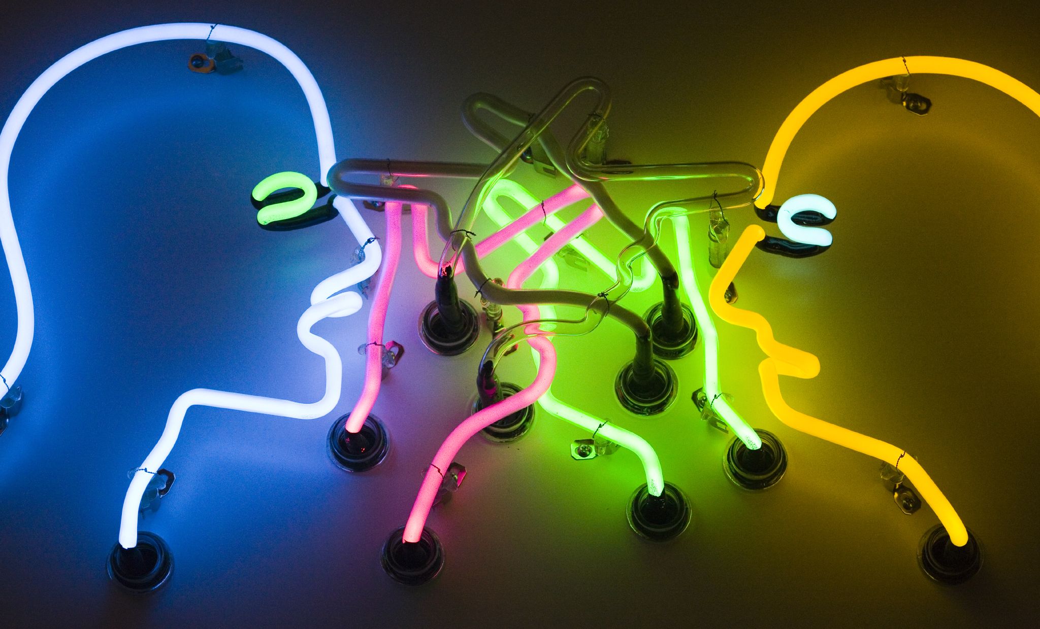 Some multilinguals report that they communicate and respond differently according to characteristics of the language being used. Thomas Hawk/Flickr (CC BY-NC 2.0)