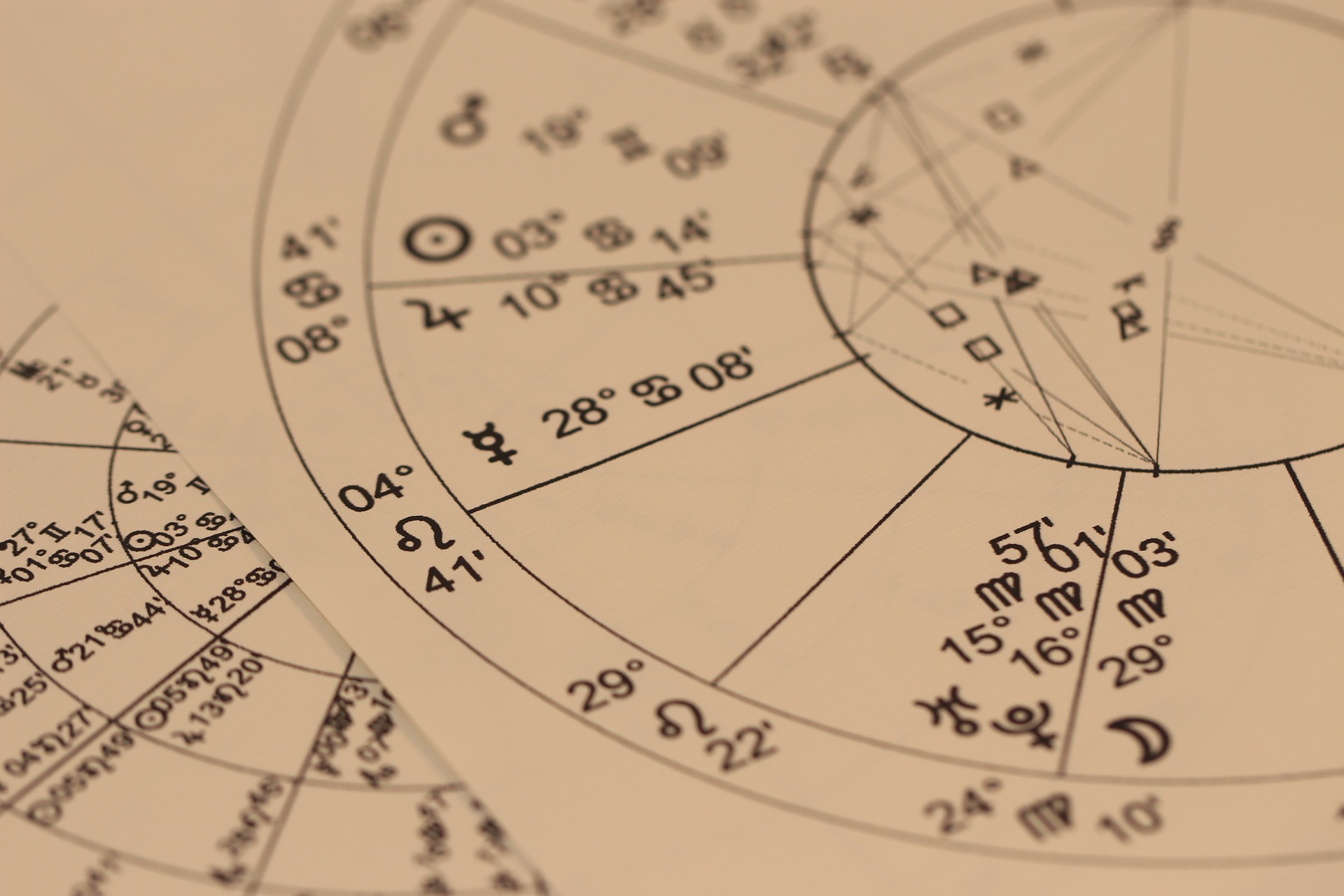 Despite the popularity of the idea that planetary alignments can influence our lives here on Earth, there is little to no scientific evidence that connects the two. Pixabay (CC0)